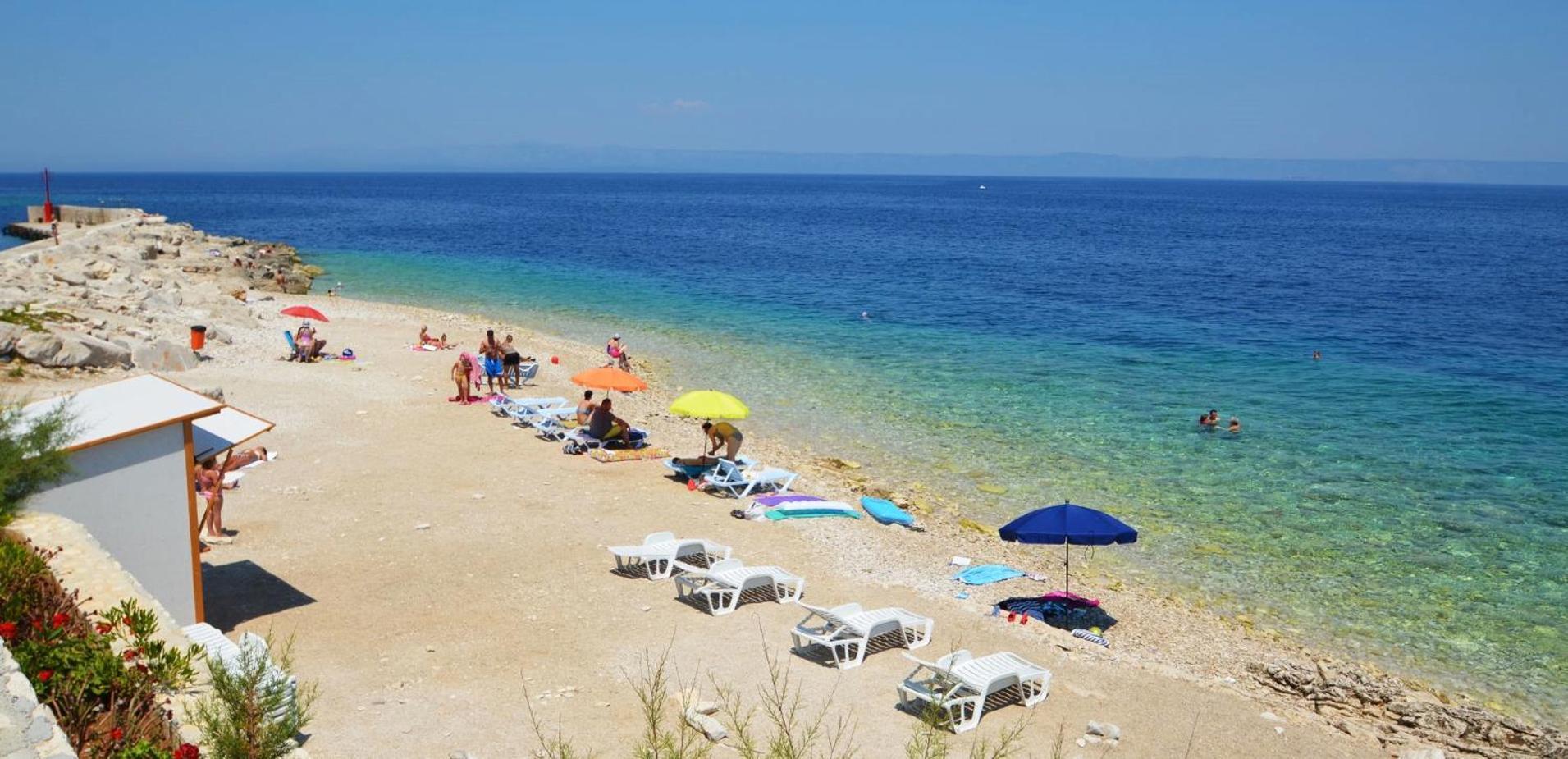 Apartment With Sea View Prigradica